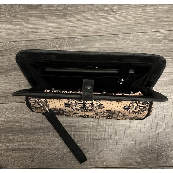 Petunia Pickle Bottom Baby Diaper Bag Pink Parisian Pansy Cross Town Clutch - Picture 9 of 16